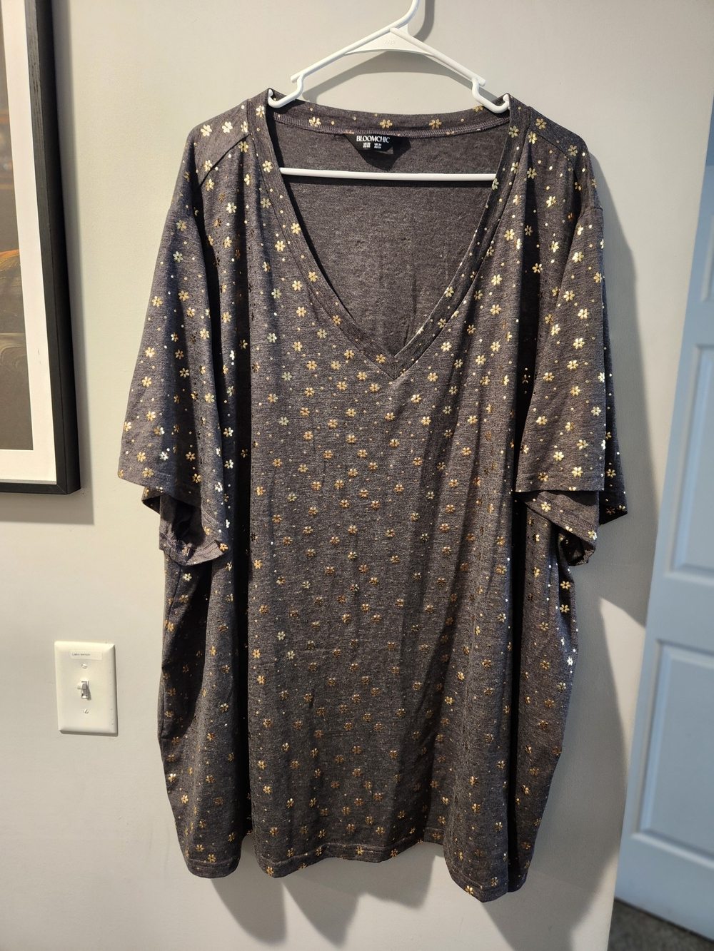 Bloomchic  V-Neck Men’s Shirt - Charcoal with Gold Star Print